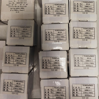 EN los espacios en blanco piezoeléctricos cortados del cuarzo de la oblea para los osciladores de las microbalanzas