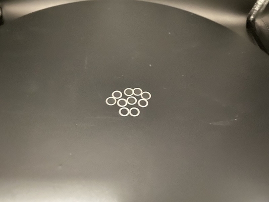 Anillo de cuarzo de cristal único con baja densidad de inclusión para detección de presión