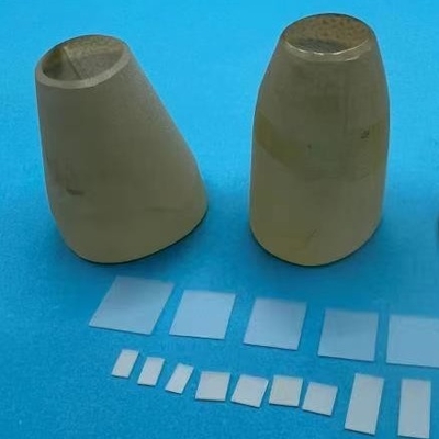 Ventanas ópticas de oblea de cristal SrTiO3 dopadas con Fe cuadrada polaca