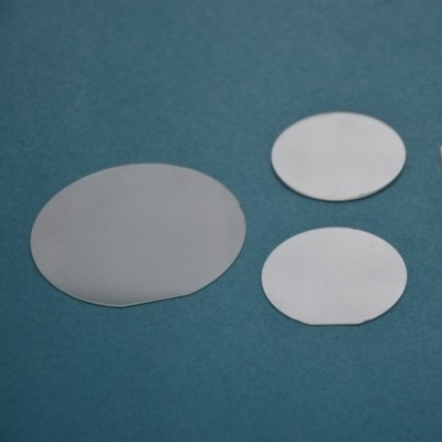 Wafer de zafiro de 2 a 8 pulgadas con perpendicularidad ≤ 3 min de arco para aplicaciones industriales