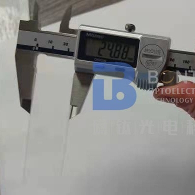 Oblea del niobato del litio del Ra 1nm usada en regiones del infrarrojo cercano y Mediados de-infrarrojas visibles