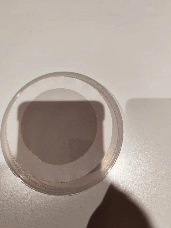 Obeliscas piezoeléctricas de niobato de litio LiNbO3 5mol % MgO Obeliscas dopadas diseñadas para dispositivos acústicos ópticos y filtros SAW