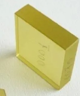 Película delgada superconductora de alta temperatura que utiliza un sustrato de cristal único MgO para un rendimiento óptimo