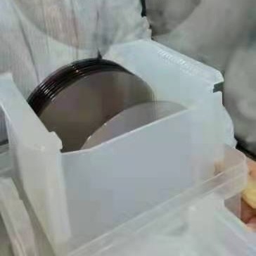 Modificado 6 pulgadas para requisitos particulares oblea piezoeléctrica de 8 pulgadas para el semiconductor POI y MEMS